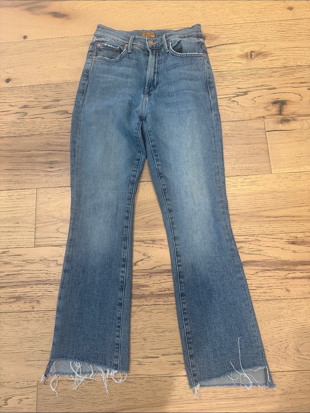 MOTHER The Insider Crop Step Fray in Scenic Size 23